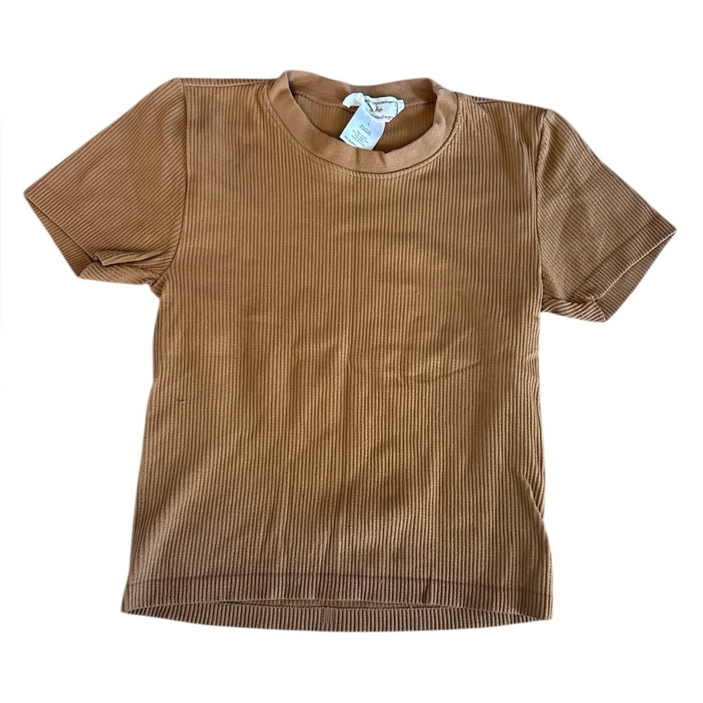 Hippie Rose Ribbed knit Short Sleeve Tee - Camel Brown. Juniors size Large